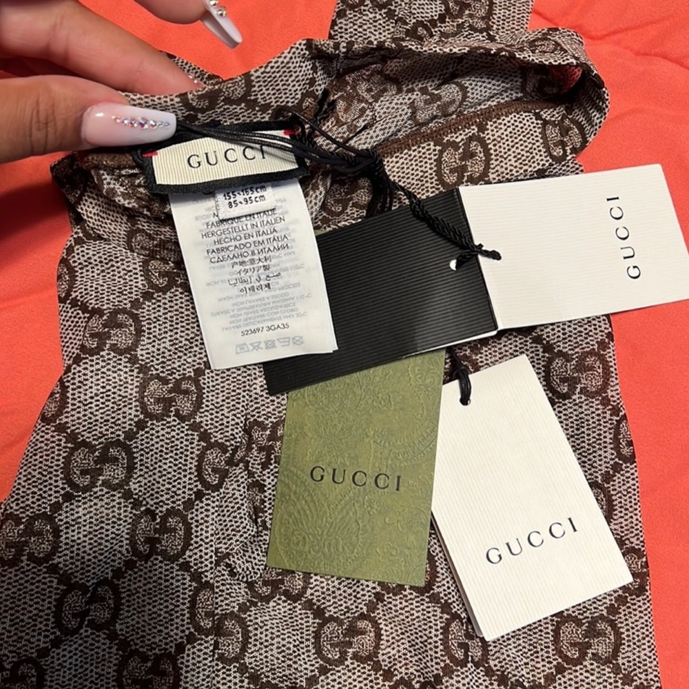 Gucci Beige Patterned Hosiery - Picture 4 of 13